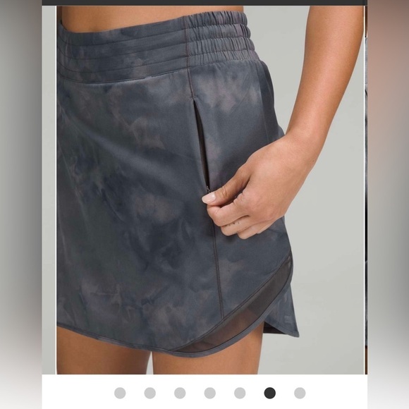 Lululemon Diamond Dye Pitch Grey Graphite Hotty Hot Size 4 Long High-Rise Skirt - Picture 11 of 12